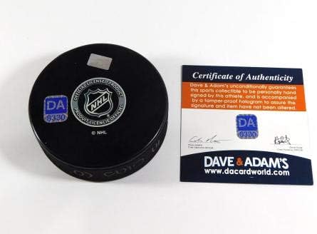 Erik Condra, NHL Hatıra Hokey Diski Senatörleri Dave & Adam'ın Otomatik İmzalı NHL Disklerini İmzaladı